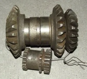 Reversi komplekt / T-40 / Z=10 / käiguaeglusti variant